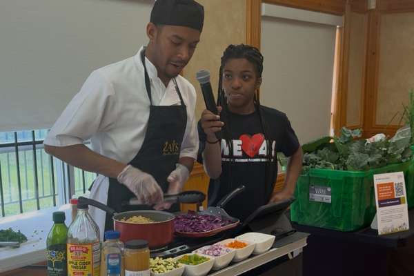 METRO helps residents gain access to the Acres Homes Farmers Market.